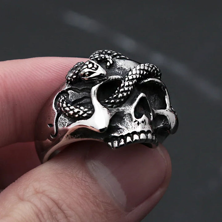 Serpent’s Oath Ring