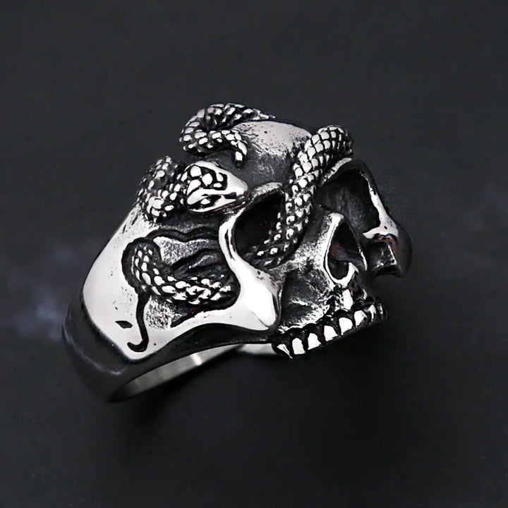 Serpent’s Oath Ring