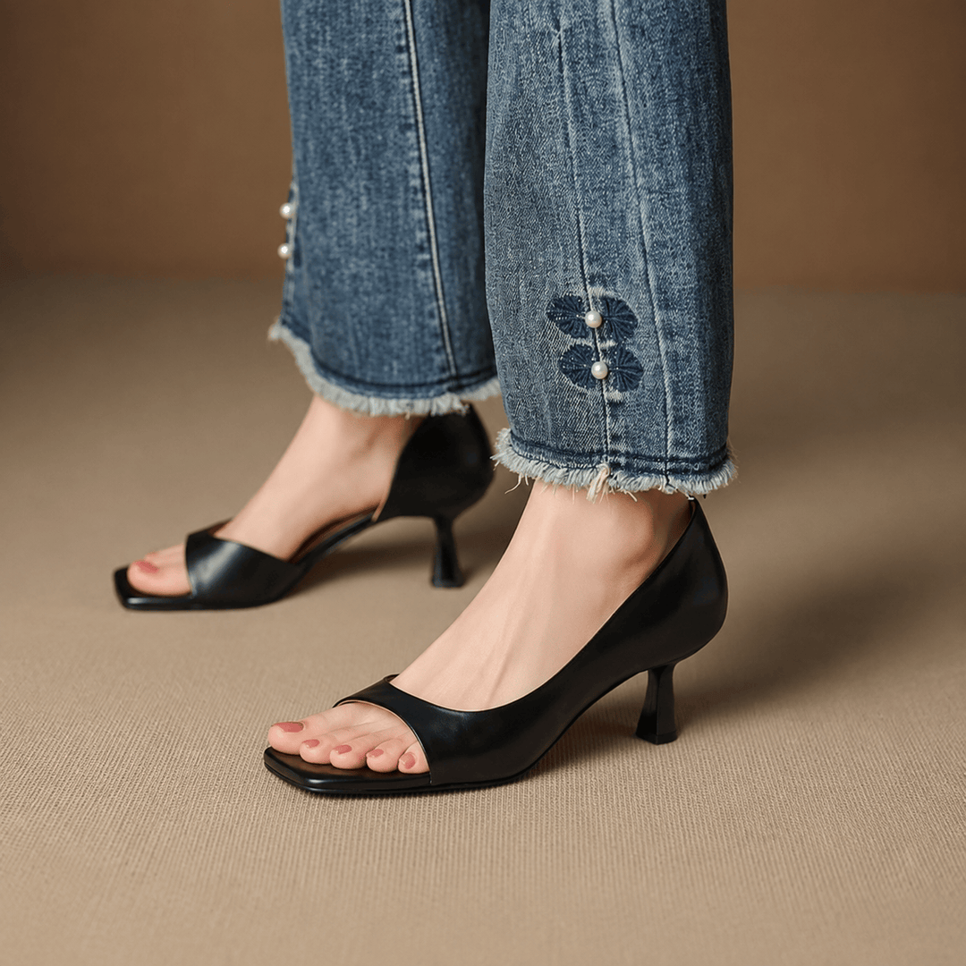 Jackson & Blake  Marisol Kitten Sandal