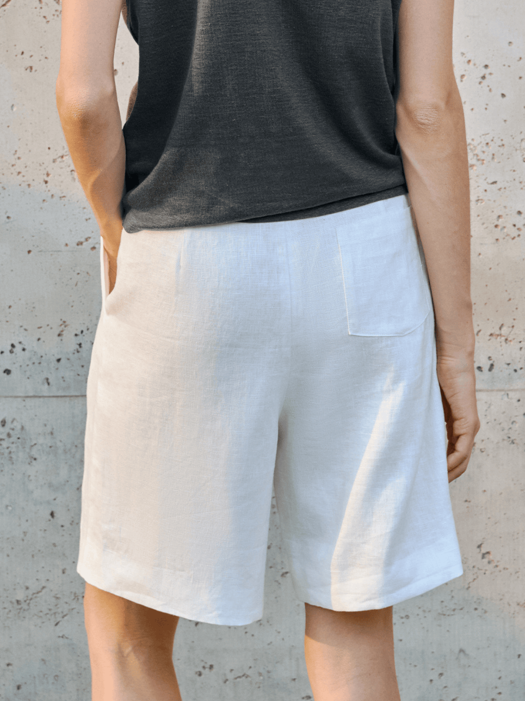 Jackson &amp; Blake  Amalfi Linen Pleated Short