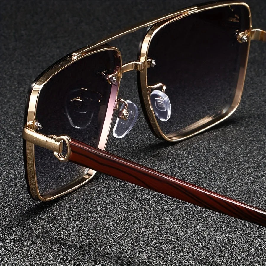 The Monarch Square Frames