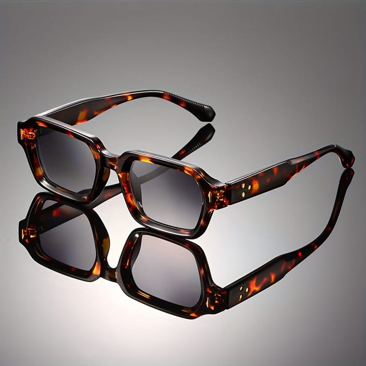 Jackson &amp; Blake  square full-frame decorative lenses